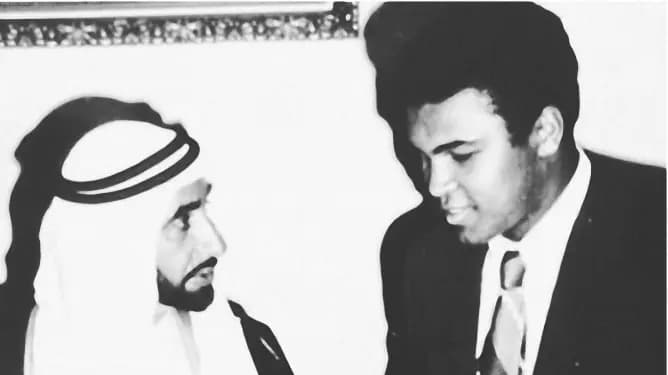 هزاع بن زايد ناعيًا كلاي: قامة إسلامية وإنسانية وحضارية