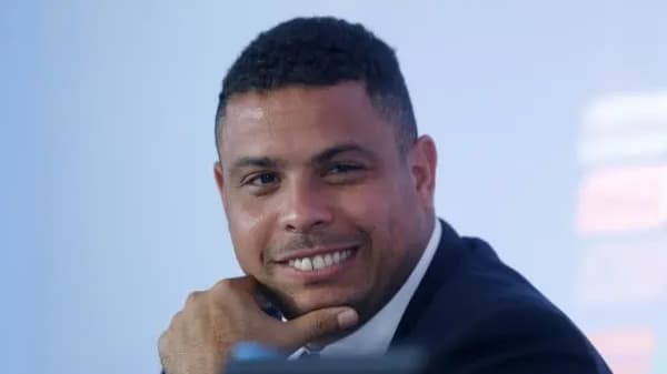 الظاهرة رونالدو تزعجه المنافسة في الدوري الإسباني