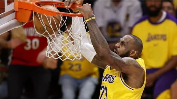 ليبرون جايمس يسجل رقم قياسي جديد في مسيرته