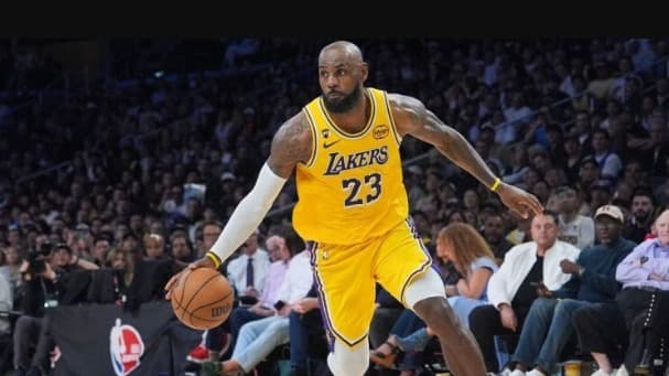 ليبرون جايمس يحقق انجازا جديدا في الـNBA