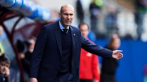 زيدان لا يمانع من تعاقد ادارة البلانكو مع ليفاندوفسكي