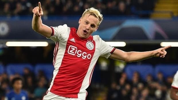 فان دي بيك ينتظر قرار زيدان من اجل الانضمام الى مدريد