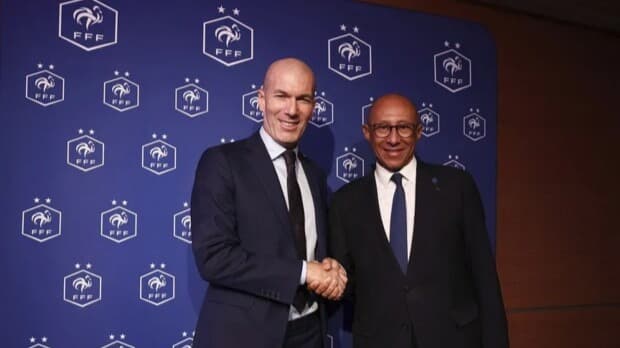 زيدان يحسم الجدل بشأن عقده مع أديداس بعد توليه تدريب فرنسا