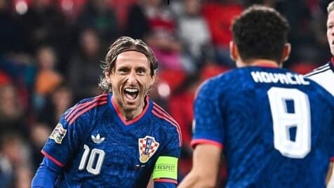 مودريتش يواصل كتابة التاريخ مع كرواتيا بعمر 41 عاماً